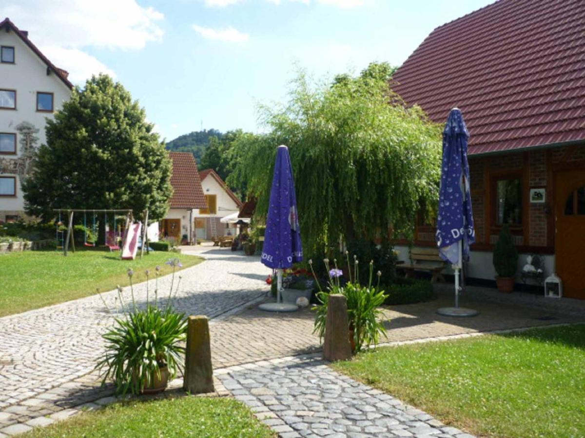 Landhotel Zur Pferdetraenke Schleid Exterior photo